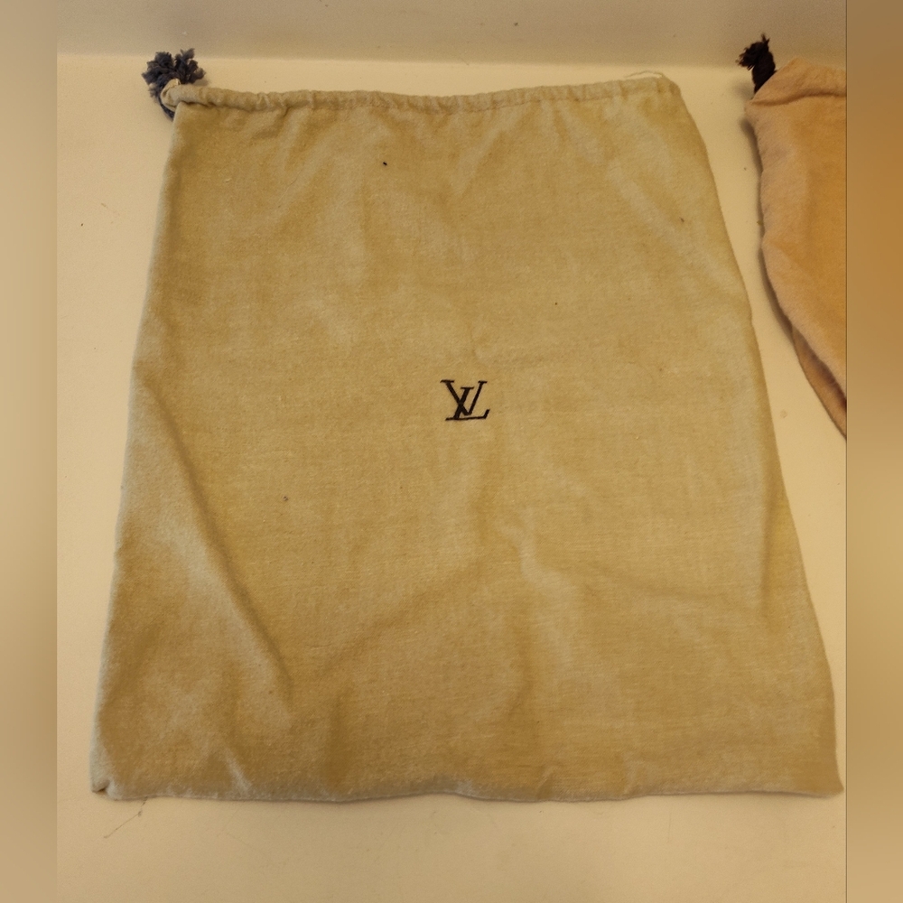 Louis Vuitton Dust Bags Drawstring Bags View 4